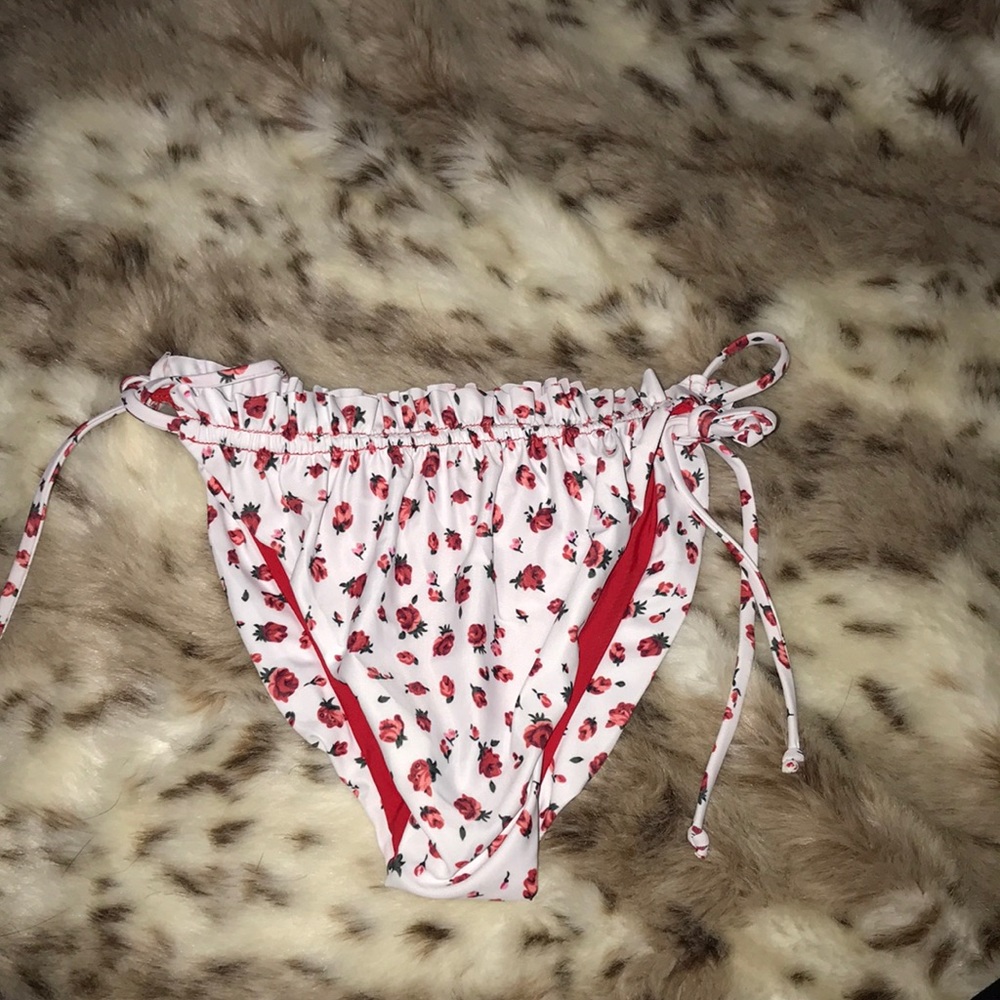 Floral bikini bottoms